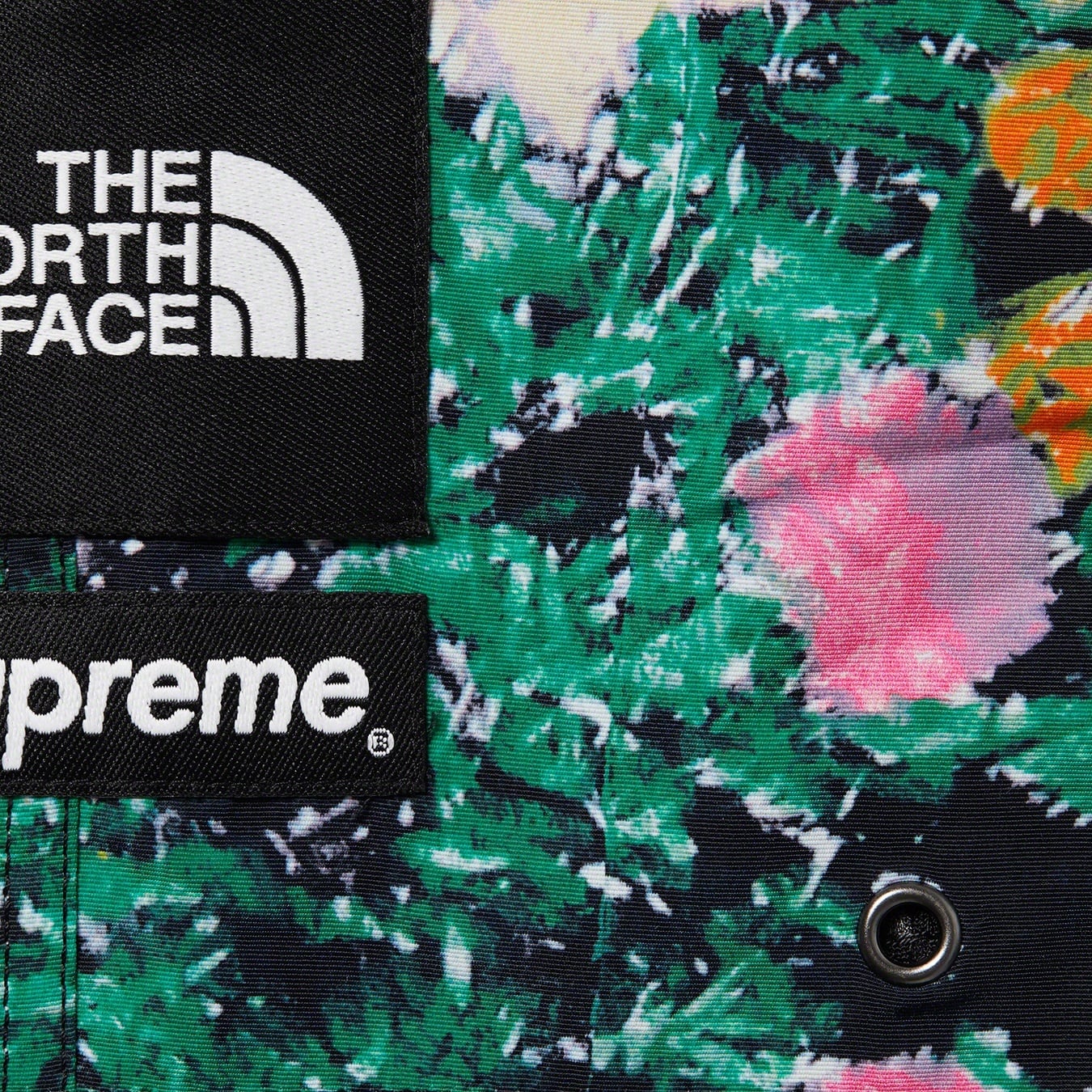 Supreme®/The North Face® Trekking Packable Belted Short view 3